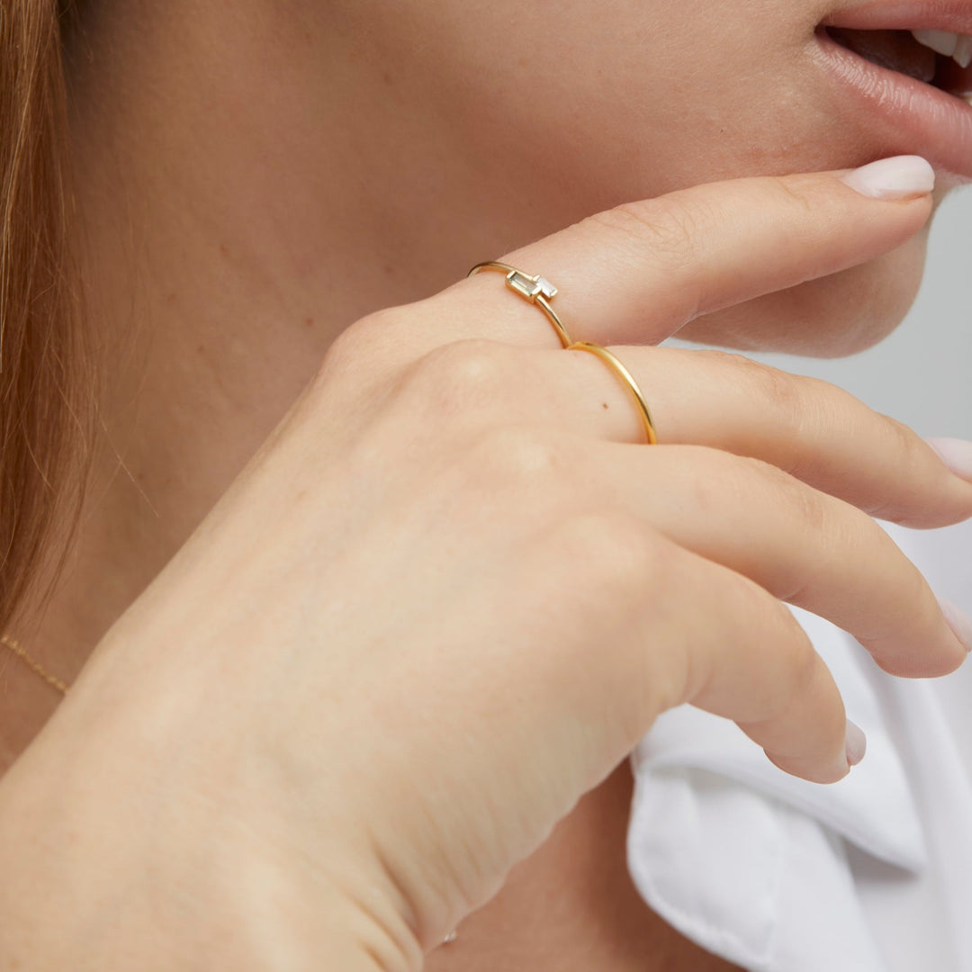 Vert Solid Gold Ring- Quill Fine Jewelry