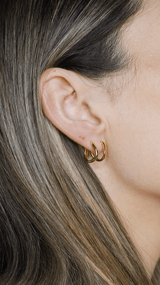 Irregular hoop ear cuff deals