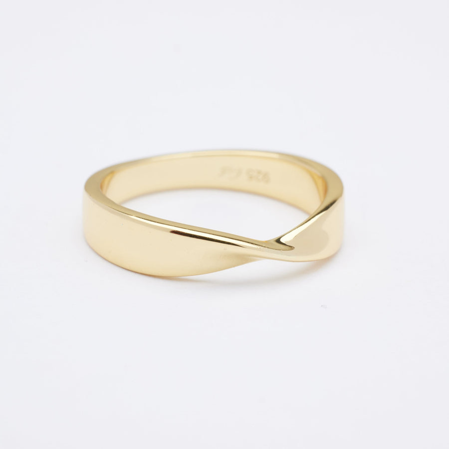 Emma Twisted Gold Ring- Quill Fine Jewelry