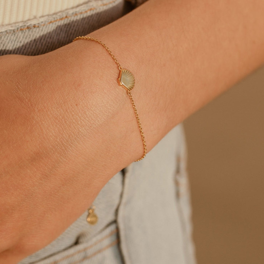  Mini Seashell Gold Bracelet- Quill Fine Jewelry